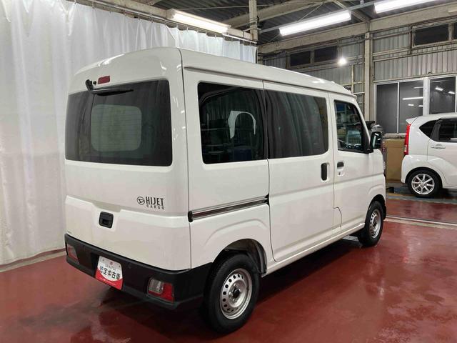 ハイゼットカーゴ DX アイドリングストップ キーレスエントリー 衝突安全ボディ 両側スライドドア 整備記録簿 横滑り防止装置 オートライト オートマチックハイビーム 運転席エアバッグ 助手席エアバッグ ABS 1オーナー(5枚目)