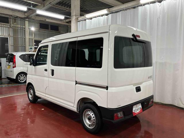 ハイゼットカーゴ DX アイドリングストップ キーレスエントリー 衝突安全ボディ 両側スライドドア 整備記録簿 横滑り防止装置 オートライト オートマチックハイビーム 運転席エアバッグ 助手席エアバッグ ABS 1オーナー(7枚目)