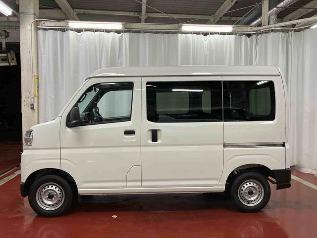 ハイゼットカーゴ DX アイドリングストップ キーレスエントリー 衝突安全ボディ 両側スライドドア 整備記録簿 横滑り防止装置 オートライト オートマチックハイビーム 運転席エアバッグ 助手席エアバッグ ABS 1オーナー(8枚目)