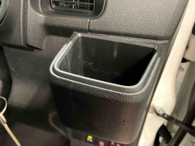 ハイゼットカーゴ DX アイドリングストップ キーレスエントリー 衝突安全ボディ 両側スライドドア 整備記録簿 横滑り防止装置 オートライト オートマチックハイビーム 運転席エアバッグ 助手席エアバッグ ABS 1オーナー(27枚目)