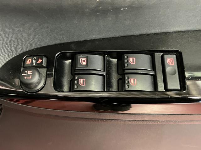 タント X VS SAIII 下取車 ナビ パノラマモニター ドライブレコーダー シートヒーター 両側電動スライドドア 衝突被害軽減システム レーンアシスト Bluetooth フルセグTV USB入力端子 LEDヘッドランプ(32枚目)