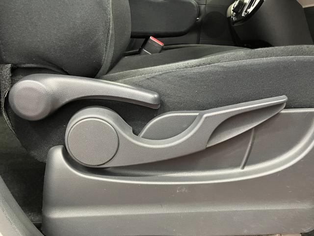 ムーヴキャンバス Ｇブラックインテリアリミテッド　ＳＡＩＩＩ　下取車　ナビ　パノラマモニター　前後ドライブレコーダー　ＥＴＣ　Ｂｌｕｅｔｏｏｔｈ　フルセグＴＶ　ＨＤＭＩ　ＵＳＢ端子　衝突被害軽減システム　レーンアシスト　両側電動スライドドア　ＬＥＤヘッドランプ（25枚目）