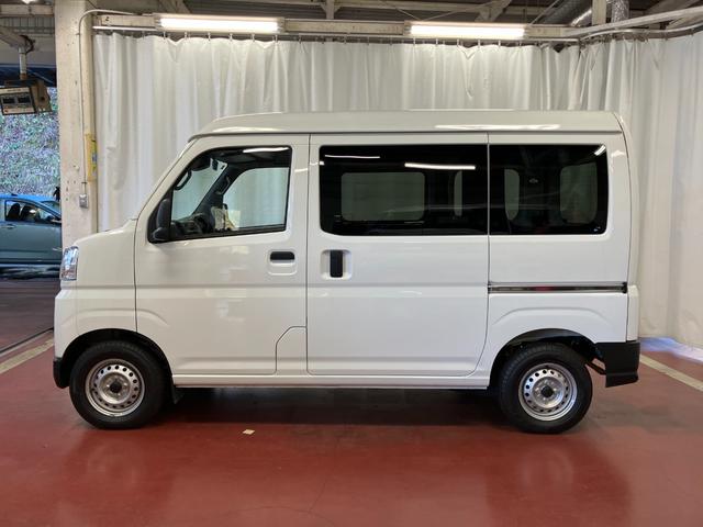 ハイゼットカーゴ DX 1オーナー 4WD 衝突被害軽減システム レーンアシスト 横滑り防止装置 アイドリングストップ オートライト オートマチックハイビーム キーレス 運転席エアバッグ(8枚目)