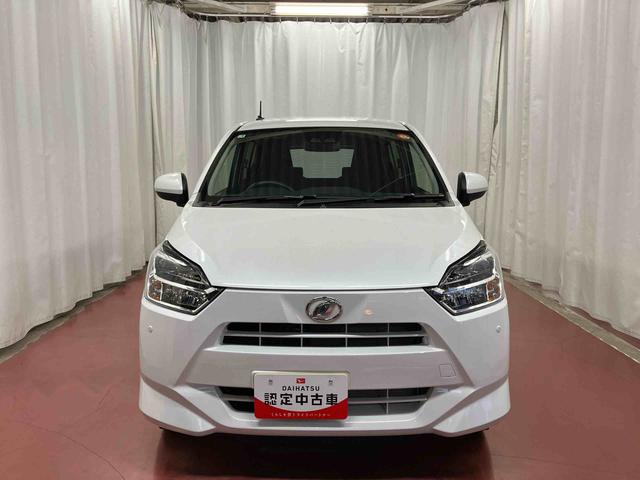 ミライース Ｘ　ＳＡＩＩＩ　届出済未使用車　元展示車　オートライト　運転席エアバッグ　助手席エアバッグ　車線逸脱防止　電動格納ミラー　キーレス　ＬＥＤヘッドランプ　１オーナー車　アイドリングストップ　禁煙　ＶＳＣ　衝突安全ボディ（3枚目）