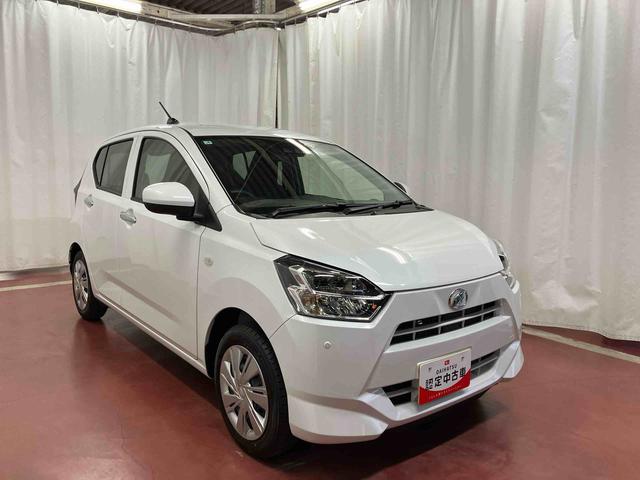ミライース Ｘ　ＳＡＩＩＩ　届出済未使用車　元展示車　オートライト　運転席エアバッグ　助手席エアバッグ　車線逸脱防止　電動格納ミラー　キーレス　ＬＥＤヘッドランプ　１オーナー車　アイドリングストップ　禁煙　ＶＳＣ　衝突安全ボディ（4枚目）