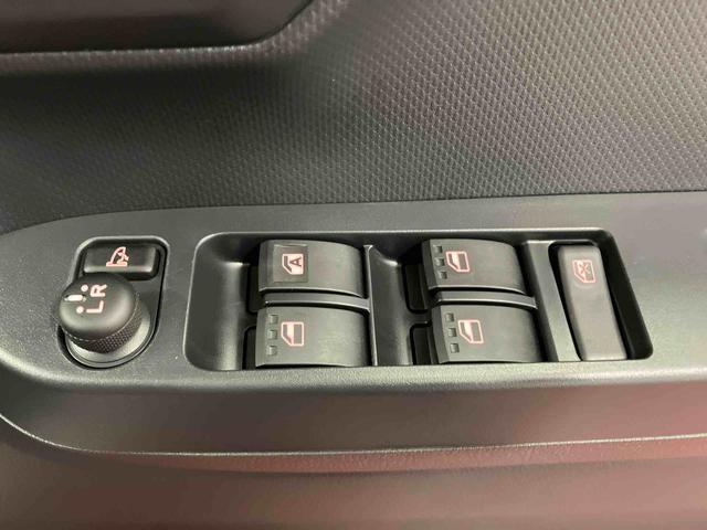 ミライース Ｘ　ＳＡＩＩＩ　届出済未使用車　元展示車　オートライト　運転席エアバッグ　助手席エアバッグ　車線逸脱防止　電動格納ミラー　キーレス　ＬＥＤヘッドランプ　１オーナー車　アイドリングストップ　禁煙　ＶＳＣ　衝突安全ボディ（25枚目）