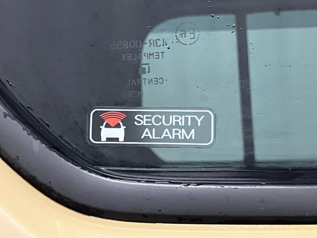 �y�Z�L�����e�B�A���[���z�@�s���Ƀh�A���J������ƁA�u�U�[����Ȃǂ��Ď��͂Ɉُ��m�点�Ă���܂��B