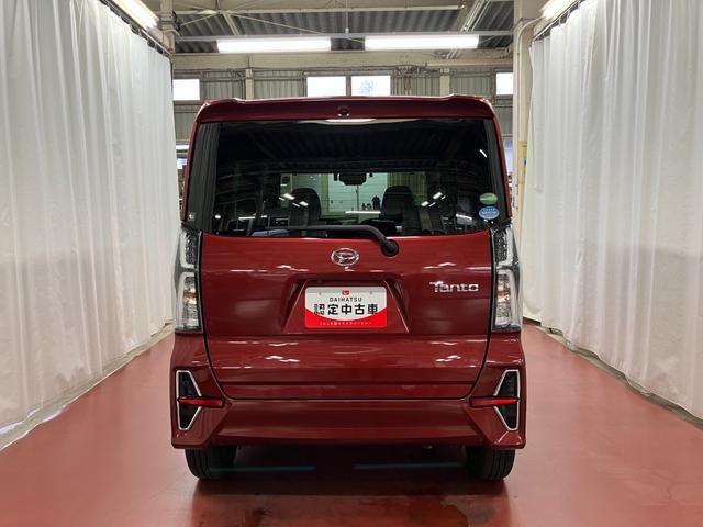 ���ˏグ���o�b�N�h�A�Ȃ̂ŁA�J�V���̉ו��̏o������̍ۂ��G��ɂ����ł��B