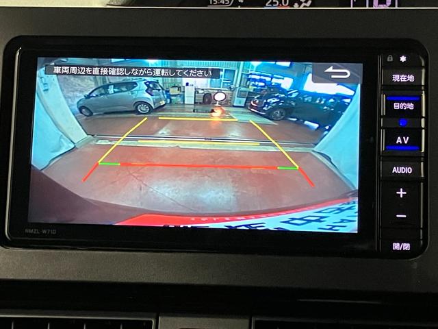 �y�o�b�N�J�����z�@���Ԏ��Ɏԗ�����̗l�q�����邱�Ƃ��ł���̂ŁA�^�]�̕s�����y�����܂��B