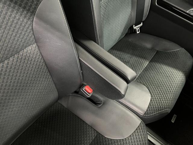 �t�����g�Z���^�[�A�[�����X�g