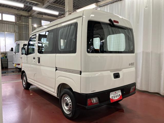 ハイゼットカーゴ スペシャル 下取車 マニュアル車 2WD 衝突被害軽減システム 横滑り防止装置 アイドリングストップ AM/FMラジオ アクセサリーソケット オートライト オートマチックハイビーム パワーウインドウ(7枚目)