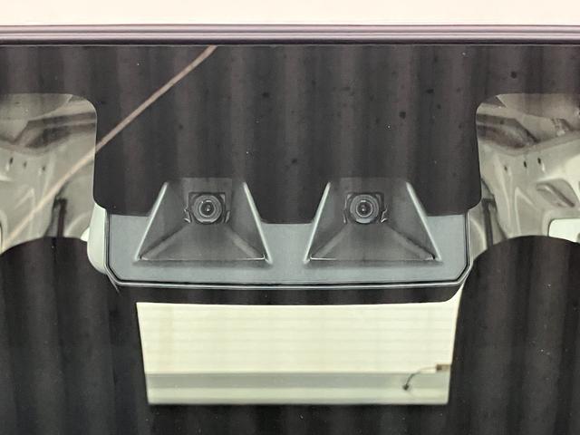 ハイゼットカーゴ スペシャル 下取車 マニュアル車 2WD 衝突被害軽減システム 横滑り防止装置 アイドリングストップ AM/FMラジオ アクセサリーソケット オートライト オートマチックハイビーム パワーウインドウ(9枚目)