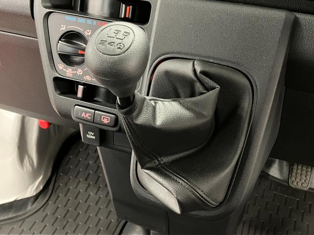 ハイゼットカーゴ スペシャル 下取車 マニュアル車 2WD 衝突被害軽減システム 横滑り防止装置 アイドリングストップ AM/FMラジオ アクセサリーソケット オートライト オートマチックハイビーム パワーウインドウ(21枚目)