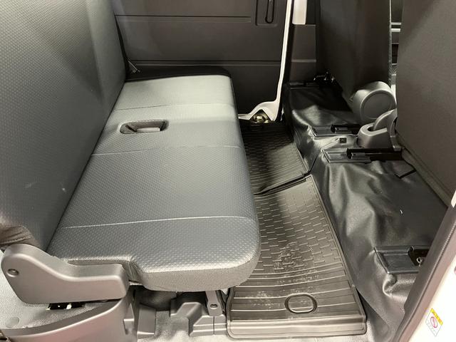 ハイゼットカーゴ スペシャル 下取車 マニュアル車 2WD 衝突被害軽減システム 横滑り防止装置 アイドリングストップ AM/FMラジオ アクセサリーソケット オートライト オートマチックハイビーム パワーウインドウ(30枚目)