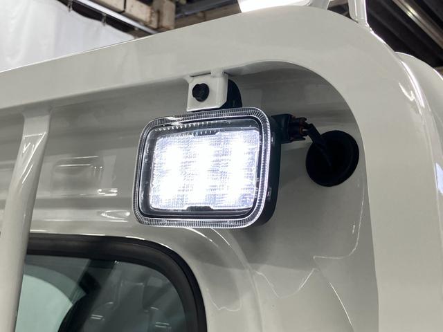 ハイゼットトラック スタンダード　農用スペシャル　１オーナー　４ＷＤ　ＣＶＴ車　　ＬＥＤ大型荷台作業灯　衝突被害軽減システム　横滑り防止装置　オートマチックハイビーム　アクセサリーソケット　アイドリングストップ　パワーステアリング（32枚目）