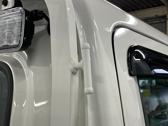 ハイゼットトラック スタンダード　農用スペシャル　１オーナー　４ＷＤ　ＣＶＴ車　　ＬＥＤ大型荷台作業灯　衝突被害軽減システム　横滑り防止装置　オートマチックハイビーム　アクセサリーソケット　アイドリングストップ　パワーステアリング（33枚目）