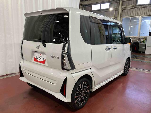 タント カスタムＲＳ　ターボ　ディスプレイオーディオ　衝突被害軽減システム　アイドリングストップ　両側電動スライドドア　ブルートゥース　車線逸脱防止　シートヒーター　ＥＴＣ　スマートキー　衝突安全ボディ　ＬＥＤヘッドランプ（5枚目）