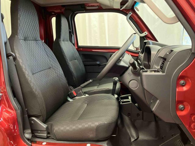 ハイゼットトラック ジャンボエクストラ　届出済未使用車　元展示車　２ＷＤ　ＣＶＴ　電動格納ミラー　オートマチックハイビーム　禁煙　スマ－トキー　両席エアバッグ　オートライト　記録簿付き　ＬＥＤヘッドランプ　アイドリングストップ　１オーナー（18枚目）