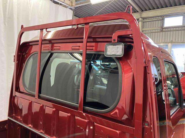 ハイゼットトラック ジャンボエクストラ　届出済未使用車　元展示車　２ＷＤ　ＣＶＴ　電動格納ミラー　オートマチックハイビーム　禁煙　スマ－トキー　両席エアバッグ　オートライト　記録簿付き　ＬＥＤヘッドランプ　アイドリングストップ　１オーナー（30枚目）