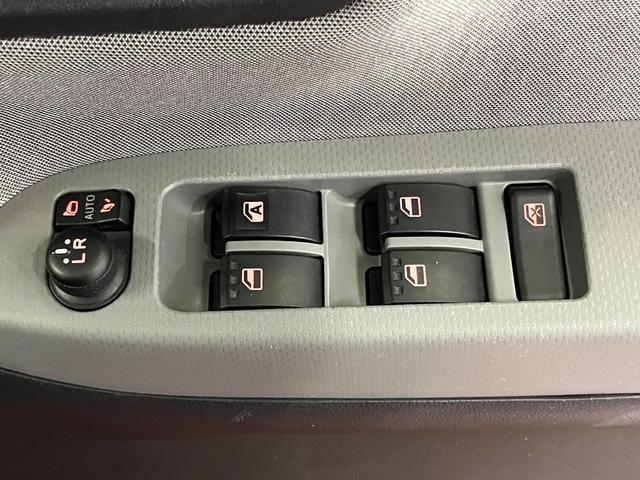 �d���i�[���h�A�~���[�X�C�b�`�A�p���[�E�C���h�D�X�C�b�`