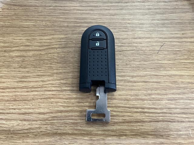 ムーヴ カスタム　ＸリミテッドＩＩ　ＳＡＩＩＩ　下取車　ナビ　パノラマモニター　ドライブレコーダー　シートヒーター　Ｂｌｕｅｔｏｏｔｈ　フルセグＴＶ　衝突被害軽減ブレーキ　スマートキー　プッシュスタート　ＬＥＤヘッドランプ　純正アルミホイール（16枚目）