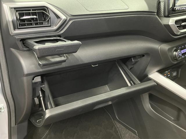 �O���[�u�{�b�N�X�Ȃǂ̑��ʂŕ֗��Ȏ��[���݂����Ă��܂��B