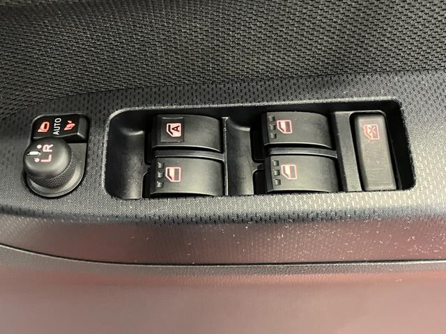 ムーヴ ＸリミテッドＩＩ　ＳＡＩＩＩ　下取車　ナビ　バックカメラ　ドライブレコーダー　シートヒーター　衝突被害軽減システム　プッシュスタート　スマートキー　フルセグＴＶ　Ｂｌｕｅｔｏｏｔｈ　ＤＶＤ　ＵＳＢ入力端子　ＬＥＤヘッドランプ（32枚目）