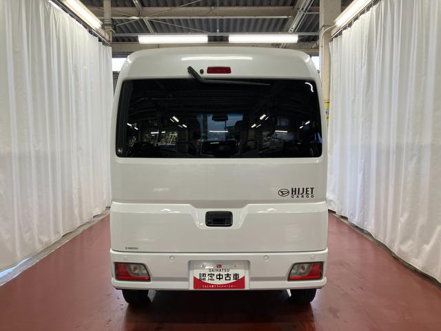 ���ˏグ���o�b�N�h�A�Ȃ̂ŁA�J�V���̉ו��̏o������̍ۂ��G��ɂ����ł��B