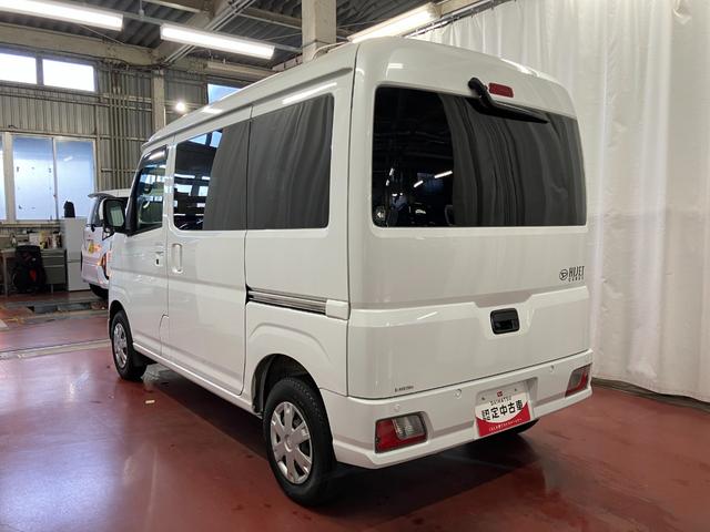 �����l�̉^�]���₷���A�g�����肪�l����ꂽ�N���}�ł���