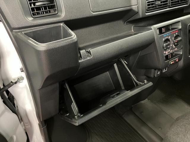 �O���[�u�{�b�N�X�Ȃǂ̑��ʂŕ֗��Ȏ��[���݂����Ă��܂��B