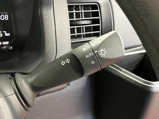 �y�I�[�g���C�g�z�@���̖͂��邳�ɉ����āA�w�b�h�����v�������I�ɓ_���E�������Ă����̂ŁA�ƂĂ��֗��ł��B