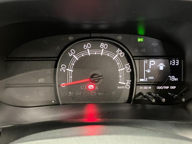 ムーヴキャンバス ストライプスＸ　届出済未使用車　元展示車　禁煙車　衝突被害軽減システム　盗難防止システム　横滑り防止装置　両側電動スライドドア　ＵＳＢチャージャー　スマートキー　プッシュスタート　アイドリングストップ（11枚目）