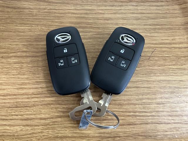 ムーヴキャンバス ストライプスＸ　届出済未使用車　元展示車　禁煙車　衝突被害軽減システム　盗難防止システム　横滑り防止装置　両側電動スライドドア　ＵＳＢチャージャー　スマートキー　プッシュスタート　アイドリングストップ（13枚目）