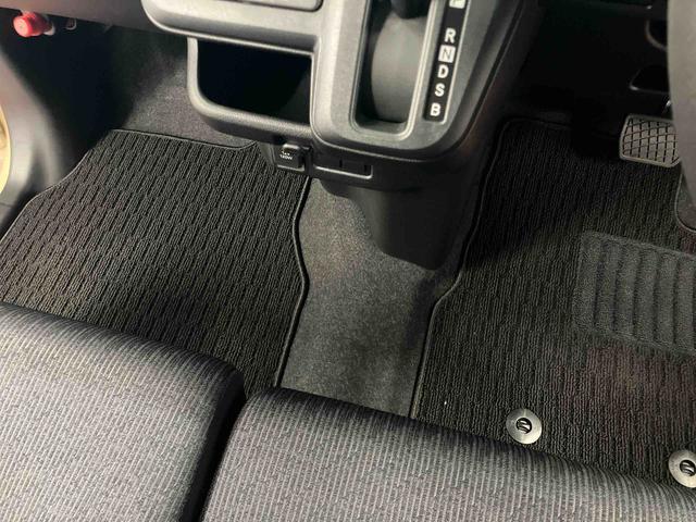 ムーヴ Ｇ　ディスプレイオーディオ　バックカメラ　オートマチックハイビーム　ＴＶ　ブルートゥース　ＬＥＤヘッドランプ　電動格納ミラー　アイドリングストップ　レーンアシスト　オートライト　衝突被害軽減システム（28枚目）