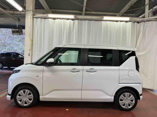 ムーヴ Ｘ　衝突被害軽減システム　レーンアシスト　ＬＥＤヘッドランプ　スマートキー　ベンチシート　電動格納ミラー　オートライト　アイドリングストップ　プッシュスタート　片側電動両側スライドドア（8枚目）