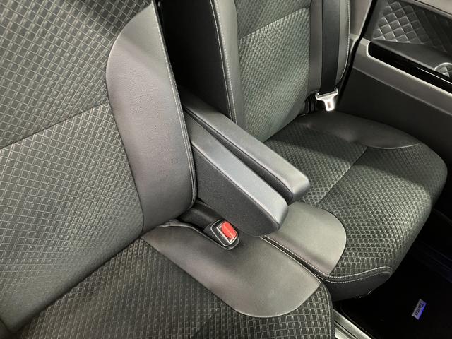 �t�����g�Z���^�[�A�[�����X�g