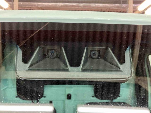 ハイゼットトラック スタンダード　届出済未使用車　元展示車　２ＷＤ　マニュアル車　衝突被害軽減システム　パワステ　エアコン　レーンキープ　アイドリングストップ　エアバッグ　禁煙　１オーナー　オートマチックハイビーム　オートライト（9枚目）