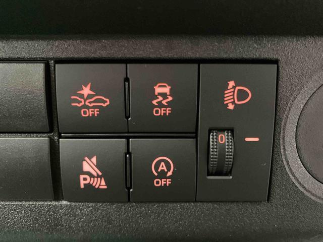 ハイゼットトラック スタンダード　届出済未使用車　元展示車　２ＷＤ　マニュアル車　衝突被害軽減システム　パワステ　エアコン　レーンキープ　アイドリングストップ　エアバッグ　禁煙　１オーナー　オートマチックハイビーム　オートライト（18枚目）