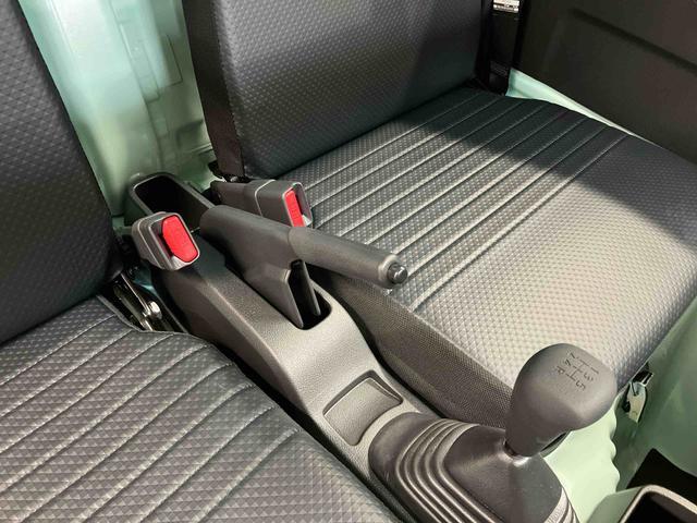 ハイゼットトラック スタンダード　届出済未使用車　元展示車　２ＷＤ　マニュアル車　衝突被害軽減システム　パワステ　エアコン　レーンキープ　アイドリングストップ　エアバッグ　禁煙　１オーナー　オートマチックハイビーム　オートライト（20枚目）