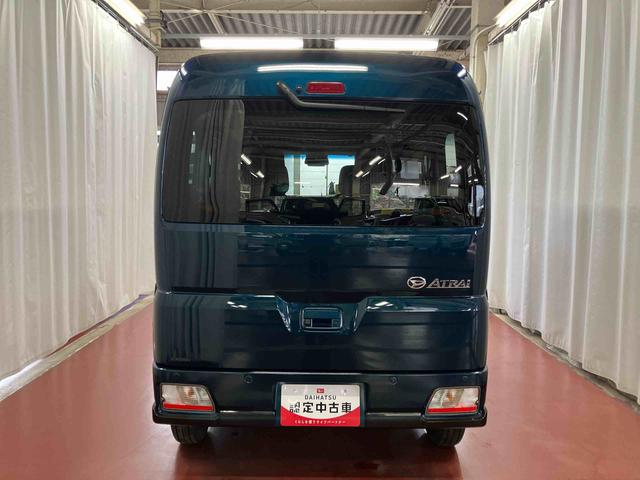 ���ˏグ���o�b�N�h�A�Ȃ̂ŁA�J�V���̉ו��̏o������̍ۂ��G��ɂ����ł��B