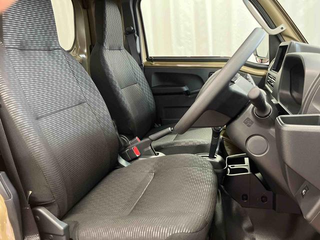 ハイゼットトラック ジャンボエクストラ　届出済未使用車　元展示車　２ＷＤ　ＣＶＴ車　レーンアシスト　スマートキー　電動格納ミラー　盗難防止装置　エアバッグ　オートライト　オートマチックハイビーム　１オーナー　禁煙車　ＬＥＤヘッドランプ（18枚目）