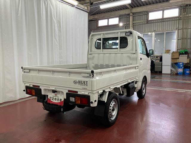 ハイゼットトラック スタンダード　農用スペシャル　元展示車　４ＷＤ　マニュアル車　ラジオ　１オーナー車　定期点検記録簿　車線逸脱警報　禁煙　衝突被害軽減システム　パワステ　エアコン　運転席エアバッグ　助手席エアバッグ　エアコン　ＡＢＳ（5枚目）