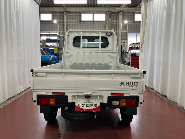 ハイゼットトラック スタンダード　農用スペシャル　元展示車　４ＷＤ　マニュアル車　ラジオ　１オーナー車　定期点検記録簿　車線逸脱警報　禁煙　衝突被害軽減システム　パワステ　エアコン　運転席エアバッグ　助手席エアバッグ　エアコン　ＡＢＳ（6枚目）