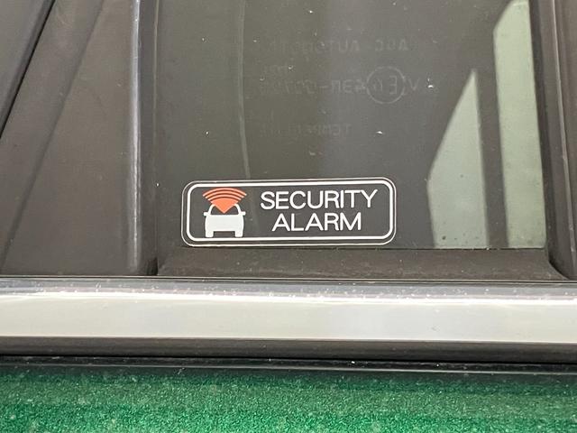 �y�Z�L�����e�B�A���[���z�@�s���Ƀh�A���J������ƁA�u�U�[����Ȃǂ��Ď��͂Ɉُ��m�点�Ă���܂�