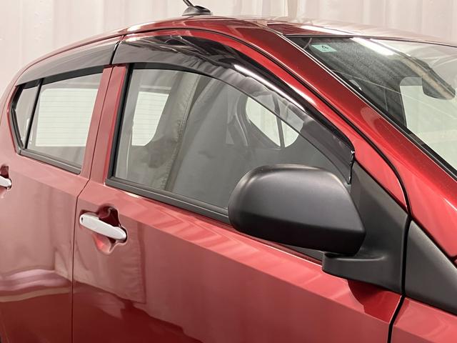 �h�A�~���[