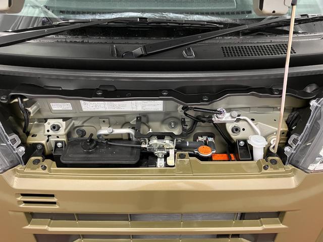 ハイゼットカーゴ デッキバンＧ　届出済未使用車　元展示車　禁煙　衝突被害軽減システム　両側電動スライドドア　オートライト　オートマチックハイビーム　電動格納ミラー　スマートキー　運転席エアバッグ　助手席エアバッグ　ＬＥＤヘッドランプ（32枚目）