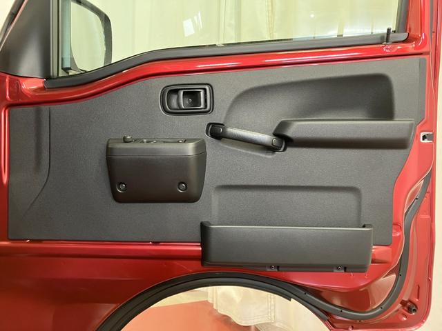 ハイゼットトラック ジャンボエクストラ　元展示車　１オーナー　２ＷＤ　ＣＶＴ車　禁煙車　衝突被害軽減システム　レーンアシスト　プッシュスタート　ＬＥＤヘッドランプ　ＬＥＤフォグランプ　電動格納ミラー　オートマチックハイビーム　スマートキー（29枚目）