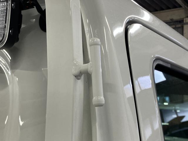 ハイゼットトラック スタンダード　農用スペシャル　届出済未使用車　元展示車　４ＷＤ　マニュアル車　衝突被害軽減システム　アイドリングストップ　オートライト　運転席エアバッグ　助手席エアバッグ　レーンアシスト　誤発進抑制機能　オートマチックハイビーム（35枚目）