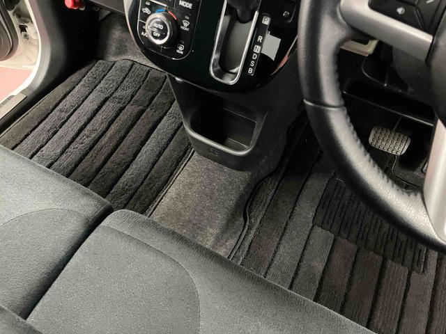 ムーヴキャンバス Ｘブラックインテリアリミテッド　ＳＡＩＩＩ　下取車　ナビ　バックカメラ　衝突安全ボディ　スマートキー　ブルートゥース　ＴＶ　アイドリングストップ　オートライト　オートマチックハイビーム　電動格納ミラー　スマートキー　ＤＶＤ　メモリーナビ（26枚目）