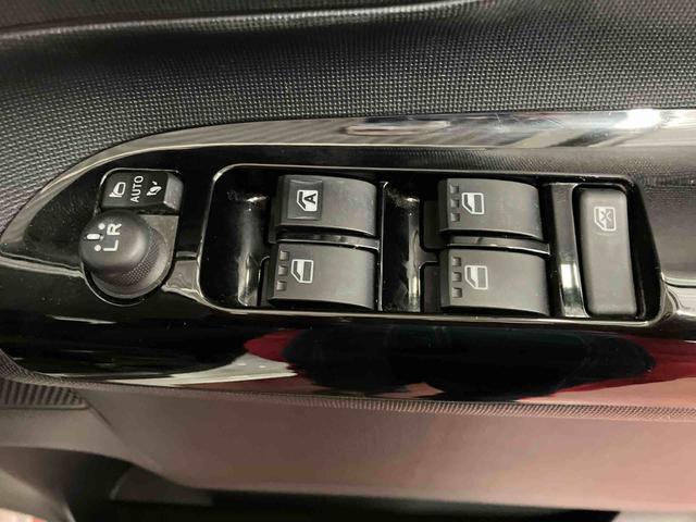 ムーヴキャンバス Ｘブラックインテリアリミテッド　ＳＡＩＩＩ　下取車　ナビ　バックカメラ　衝突安全ボディ　スマートキー　ブルートゥース　ＴＶ　アイドリングストップ　オートライト　オートマチックハイビーム　電動格納ミラー　スマートキー　ＤＶＤ　メモリーナビ（31枚目）